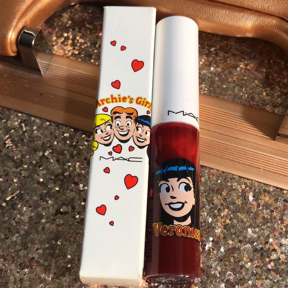 MAC Archie’s Girls Lipglass Strawberry Malt NEW